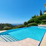 Villa 4 Bedroom Helidoni With Private Infinity Pool, Aphrodite Hills *
