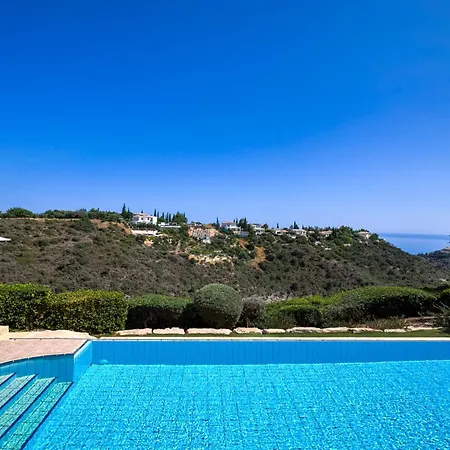 4 Bedroom Helidoni With Private Infinity Pool, Aphrodite Hills * Kouklia