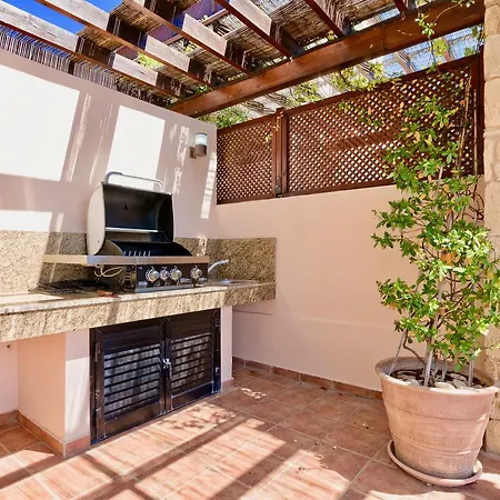 4 Bedroom Helidoni With Private Infinity Pool, Aphrodite Hills Villa