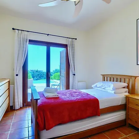 4 Bedroom Helidoni With Private Infinity Pool, Aphrodite Hills Villa