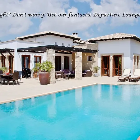 4 Bedroom Helidoni With Private Infinity Pool, Aphrodite Hills * Kouklia