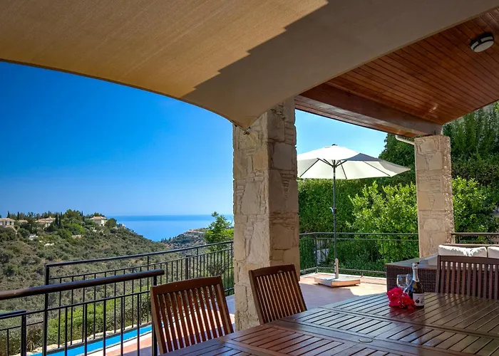 Vila 4 Bedroom Helidoni With Private Infinity Pool, Aphrodite Hills
