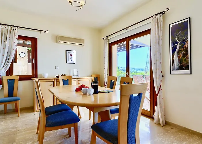 4 Bedroom Helidoni With Private Infinity Pool, Aphrodite Hills