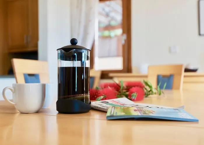 4 Bedroom Helidoni With Private Infinity Pool, Aphrodite Hills Vila Kouklia